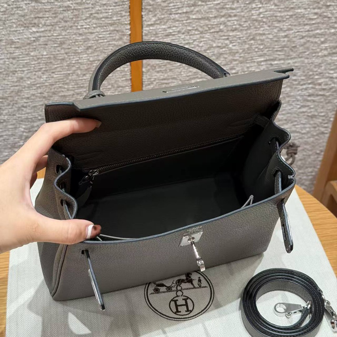 Hermes Kelly 25 Bag Handmade In Togo Calfskin Leather Silver Hardware 8F Etain - Image 15