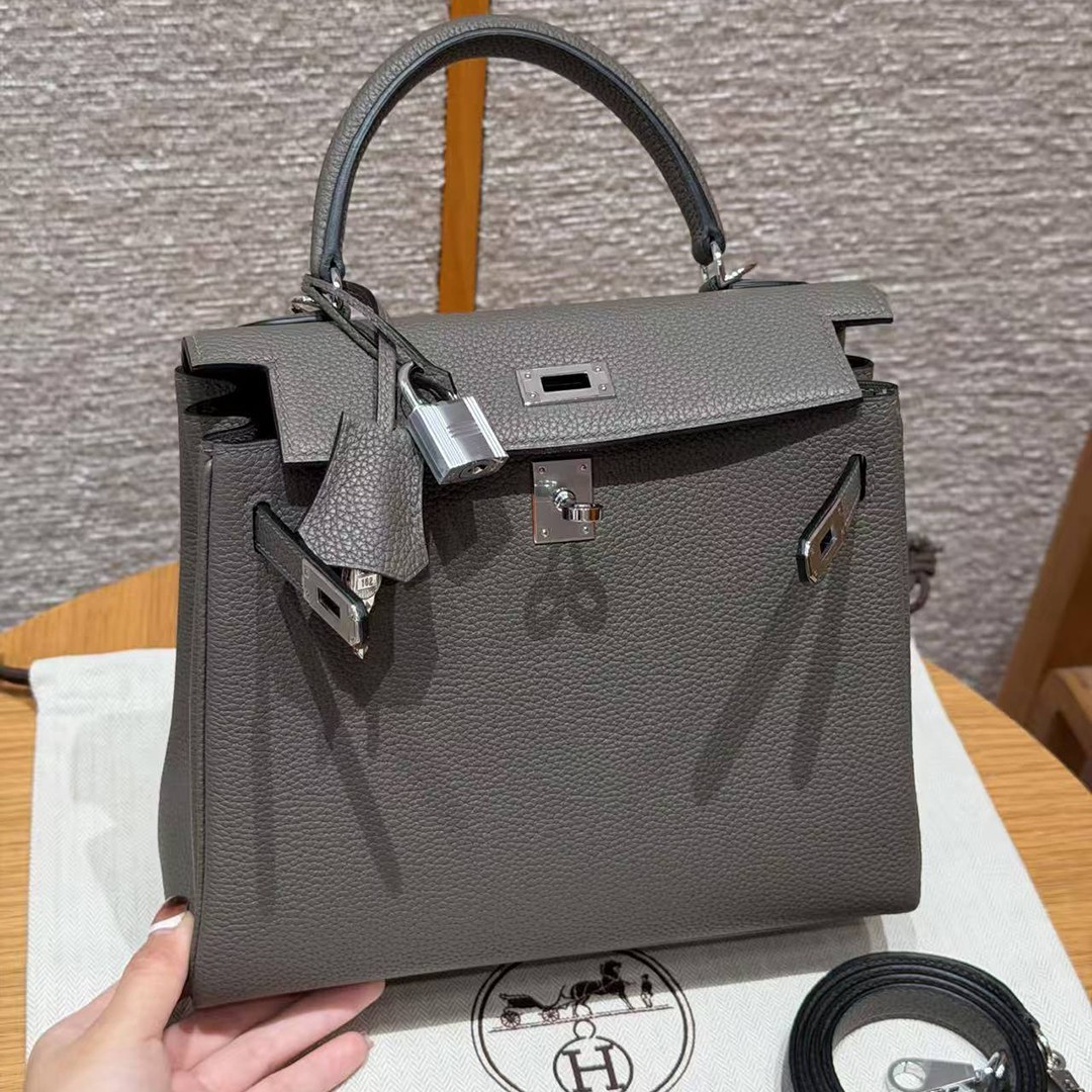 Hermes Kelly 25 Bag Handmade In Togo Calfskin Leather Silver Hardware 8F Etain - Image 9