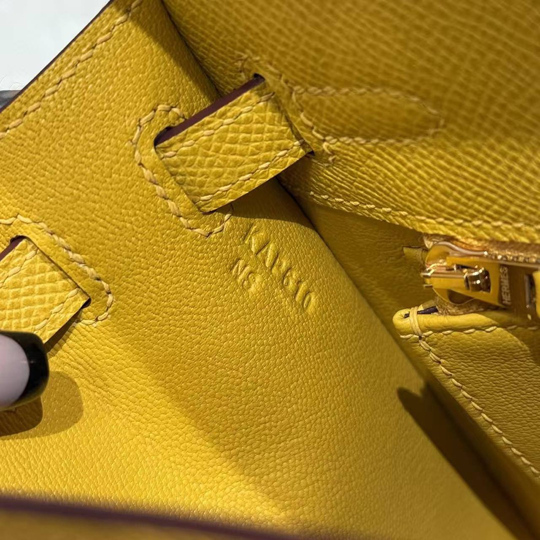 Hermes Kelly 25 Bag Handmade In Epsom Calfskin Leather Gold Hardware 9D Jaune Ambre - Image 17