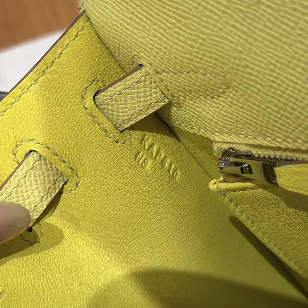 Hermes Kelly 25 Bag Handmade In Epsom Calfskin Leather Silver Hardware 9R Lime - Image 16