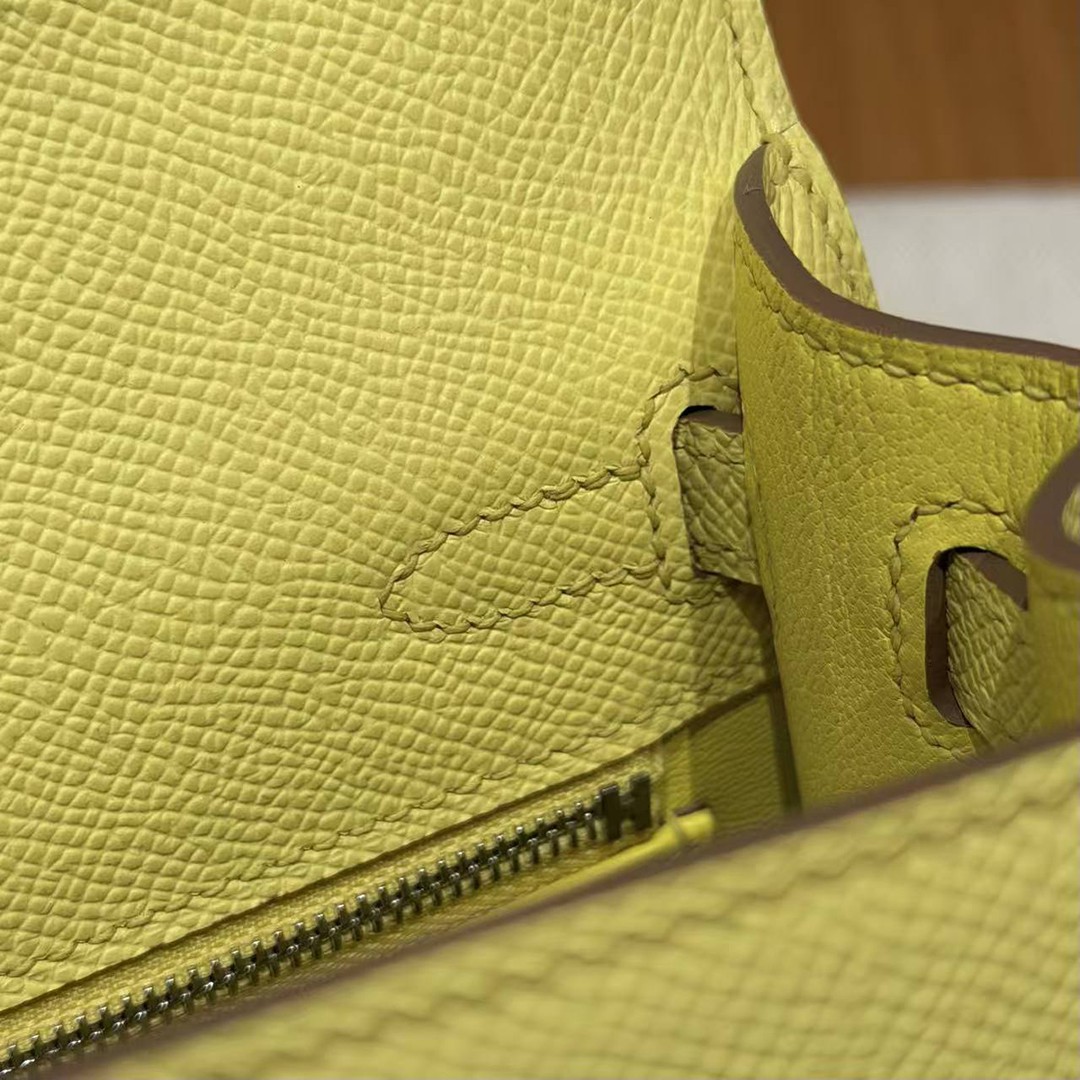 Hermes Kelly 25 Bag Handmade In Epsom Calfskin Leather Silver Hardware 9R Lime - Image 9