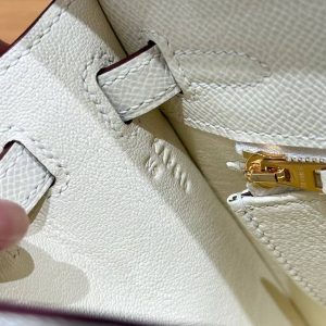 Hermes Kelly 25 Bag Handmade In Epsom Calfskin Leather From France Gold Hardware I2 Nata - Image 10
