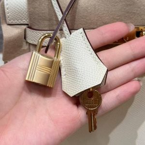 Hermes Kelly 25 Bag Handmade In Epsom Calfskin Leather From France Gold Hardware I2 Nata - Image 9