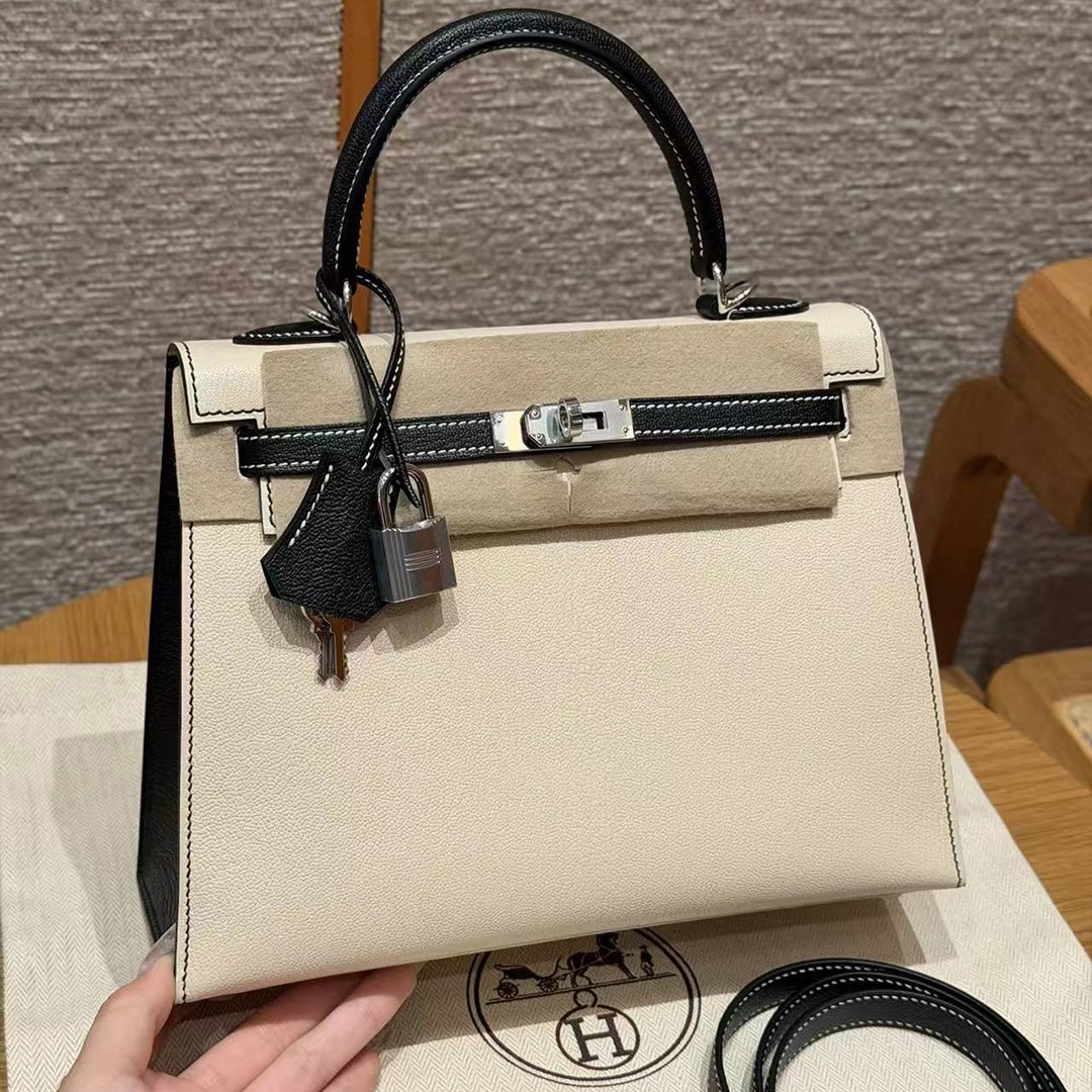 Hermes Kelly 25 Bag Handmade In Chèvre Calfskin Leather Silver Hardware I2 Nata and 89 Noir