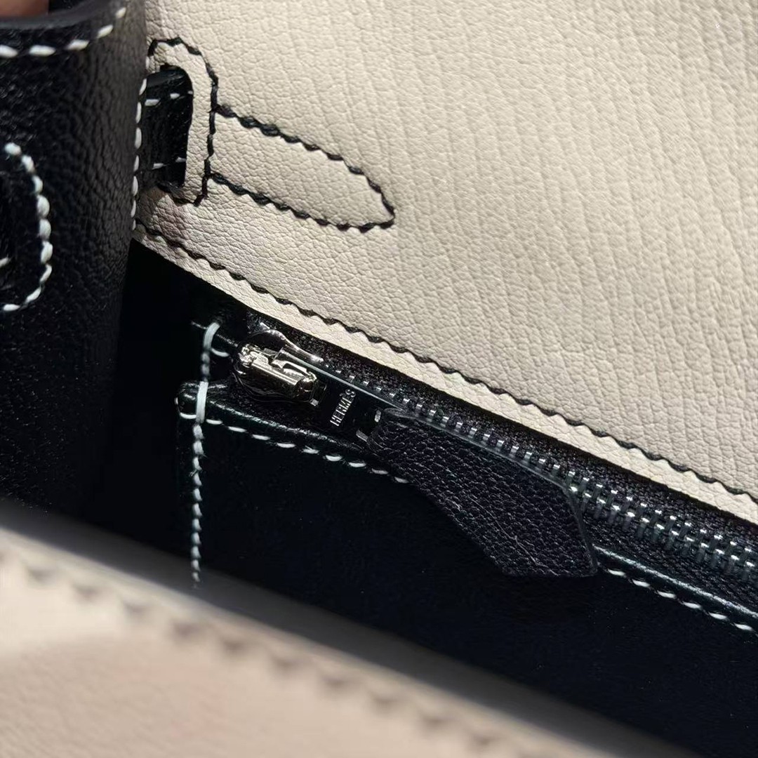 Hermes Kelly 25 Bag Handmade In Chèvre Calfskin Leather Silver Hardware I2 Nata and 89 Noir - Image 12