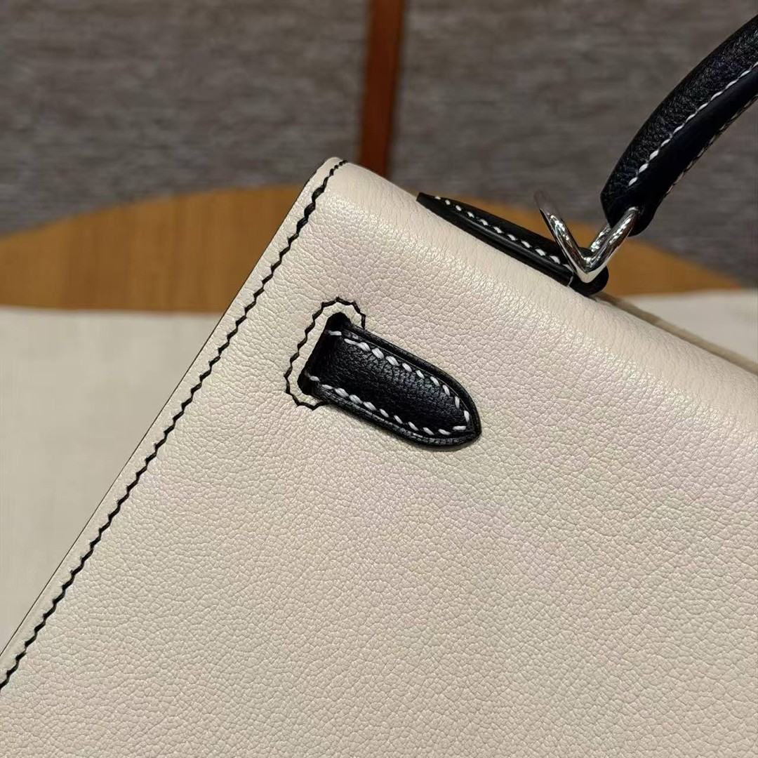 Hermes Kelly 25 Bag Handmade In Chèvre Calfskin Leather Silver Hardware I2 Nata and 89 Noir - Image 6
