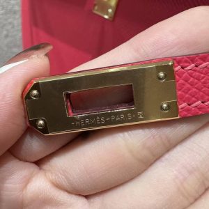 Hermes Kelly 25 Bag Handmade In Epsom Calfskin Leather From France Gold Hardware I6 Rose Extreme - Image 19