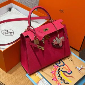 Hermes Kelly 25 Bag Handmade In Epsom Calfskin Leather From France Gold Hardware I6 Rose Extreme - Image 6