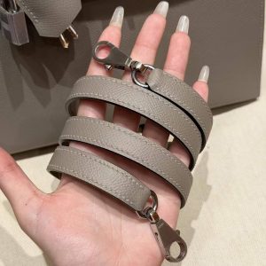 Hermes Kelly 25 Bag Handmade In Epsom Calfskin Leather Silver Hardware M8 Gris Asphalted - Image 4
