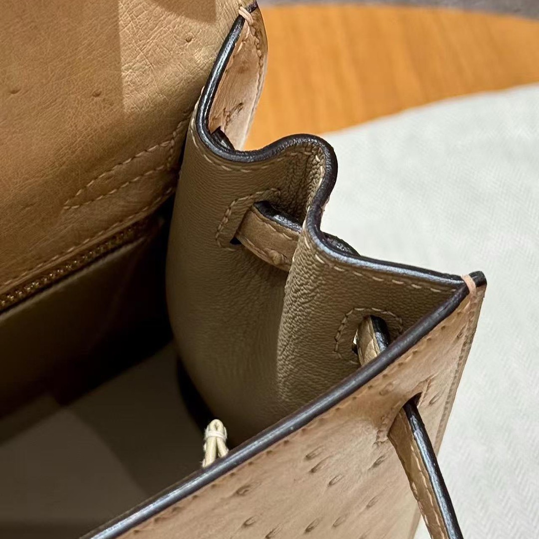 Hermes Kelly 25 Bag Handmade In KK Ostrich Leather From South Africa Gold Hardware OM Chai - Image 9