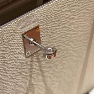 Hermes Kelly 25 Bag Handmade In Epsom Calfskin Leather Silver Hardware S2 Trench i2 Nata - Image 5