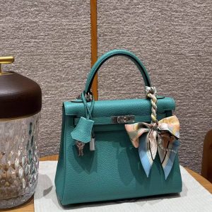 Hermes Kelly 25 Bag Handmade In Togo Calfskin Leather Silver Hardware U1 Vert Verone - Image 10