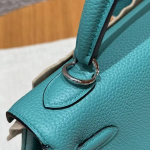 Hermes Kelly 25 Bag Handmade In Togo Calfskin Leather Silver Hardware U1 Vert Verone - Image 8