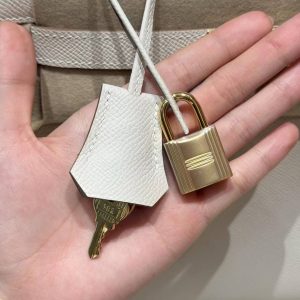 Hermes Kelly 28 Bag Handmade In Epsom Calfskin Leather Gold Hardware 10 Craie - Image 5