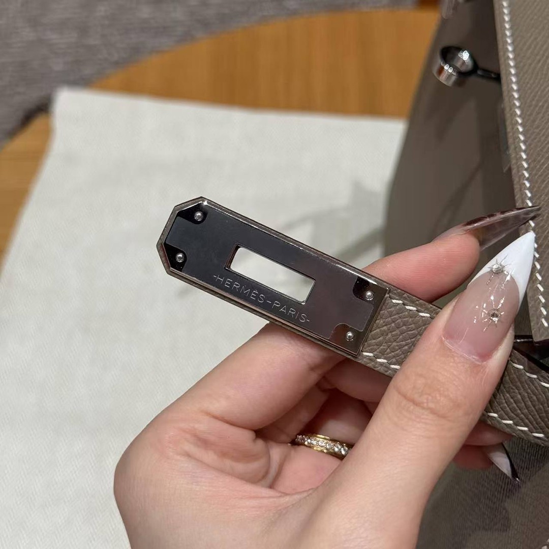 Hermes Kelly 28 Bag Handmade In Epsom Calfskin Leather Silver Hardware 18 Etoupe - Image 24