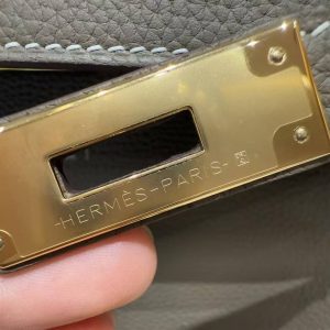 Hermes Kelly 28 Bag Handmade In Togo Calfskin Leather Gold Hardware 18 Etoupe - Image 13