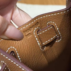 Hermes Kelly 28 Bag Handmade In Epsom Calfskin Leather Gold Hardware 37 Gold - Image 19