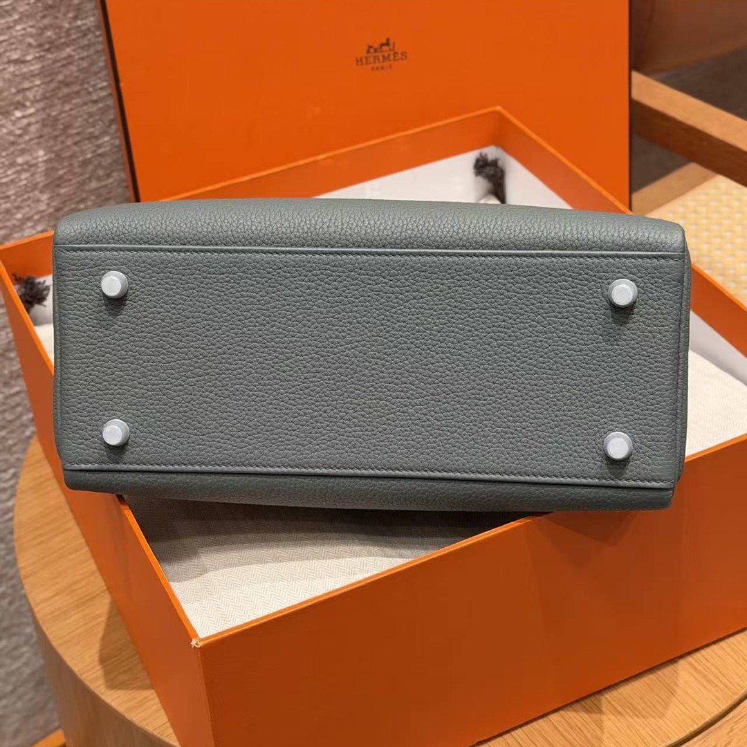 Hermes Kelly 28 Bag Handmade In Togo Calfskin Leather Silver Hardware 63 Vert Amanda - Image 27