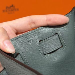 Hermes Kelly 28 Bag Handmade In Togo Calfskin Leather Silver Hardware 63 Vert Amanda - Image 23