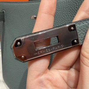 Hermes Kelly 28 Bag Handmade In Togo Calfskin Leather Silver Hardware 63 Vert Amanda - Image 22