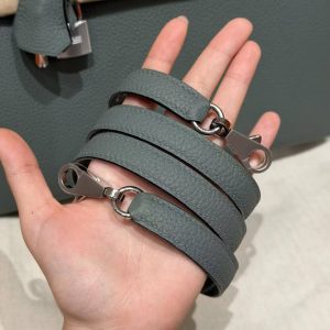Hermes Kelly 28 Bag Handmade In Togo Calfskin Leather Silver Hardware 63 Vert Amanda - Image 4