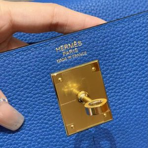 Hermes Kelly 28 Bag Handmade In Togo Calfskin Leather Gold Hardware 71 Blue France - Image 14