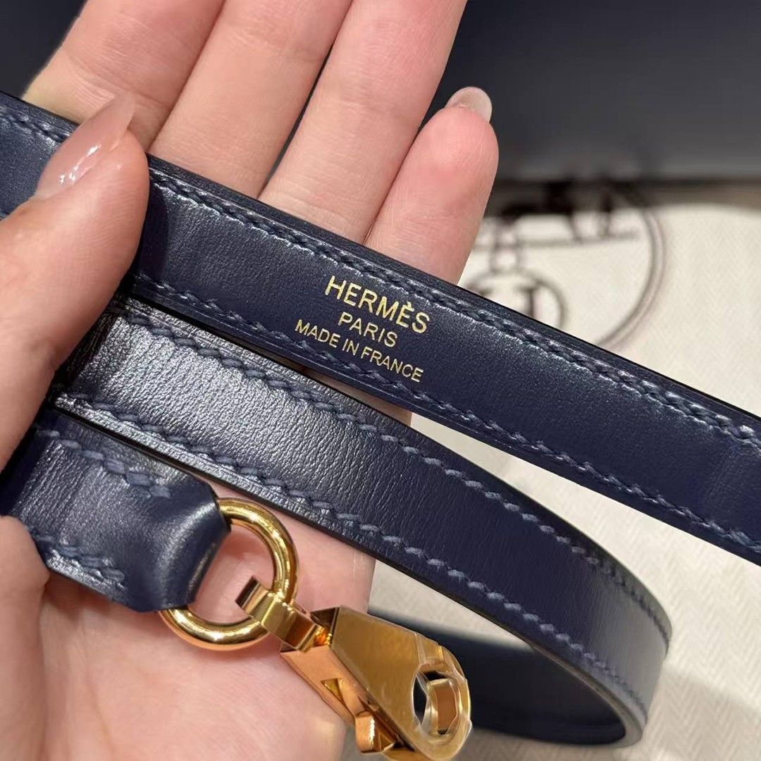 Hermes Kelly 28 Bag Handmade In Box Calfskin Leather Gold Hardware 73 Blue Saphir - Image 6