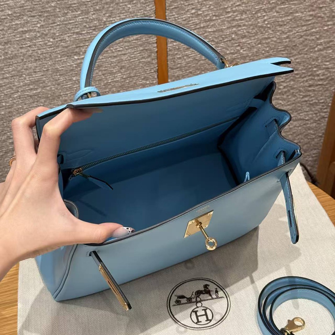 Hermes Kelly 28 Bag Handmade In Swift Calfskin Leather Gold Hardware 7N Celeste - Image 17