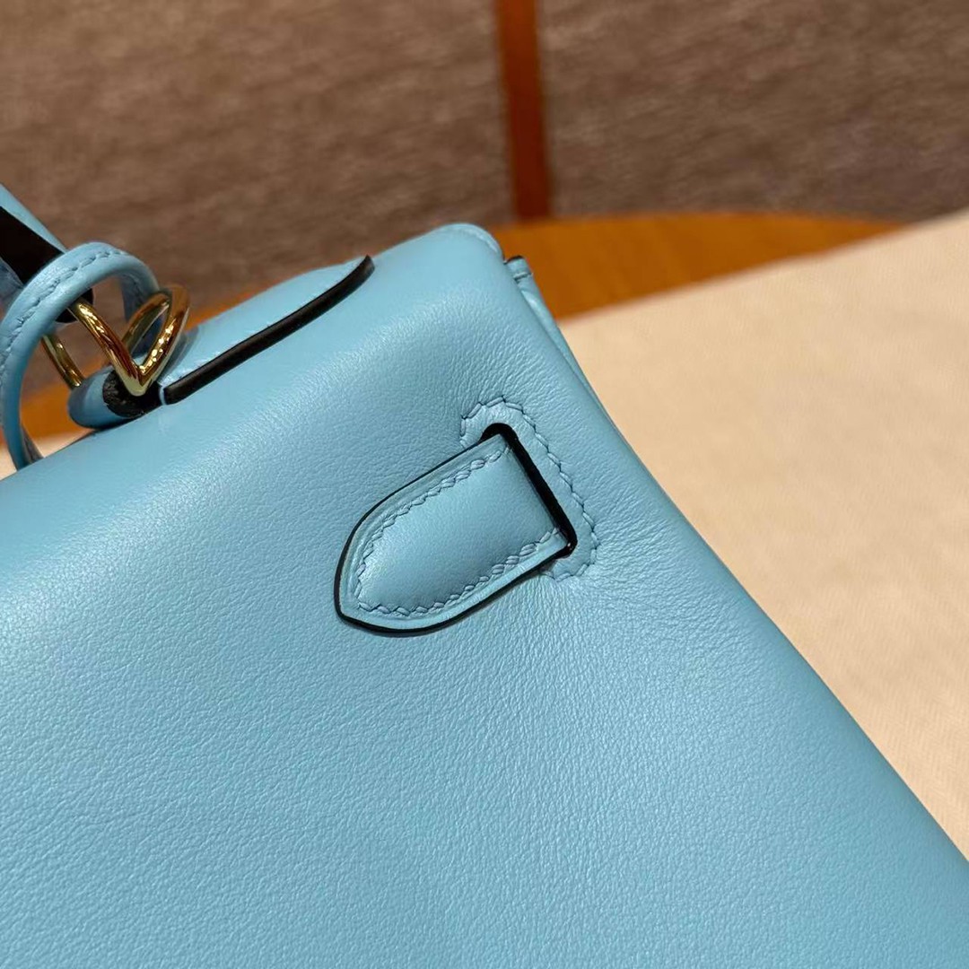 Hermes Kelly 28 Bag Handmade In Swift Calfskin Leather Gold Hardware 7N Celeste - Image 5