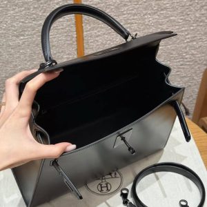 Hermes Kelly 28 Bag Handmade In Box Calfskin Leather Noir Hardware 89 Noir - Image 24