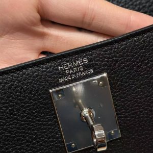 Hermes Kelly 28 Bag Handmade In Togo Calfskin Leather Silver Hardware 89 Noir - Image 16