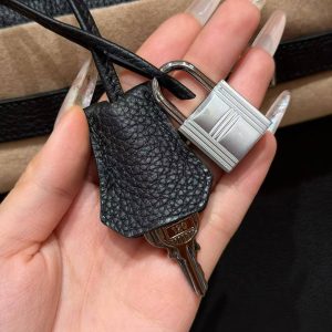 Hermes Kelly 28 Bag Handmade In Togo Calfskin Leather Silver Hardware 89 Noir - Image 5