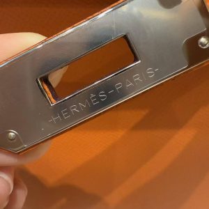 Hermes Kelly 28 Bag Handmade In Epsom Calfskin Leather Silver Hardware 93 Orange - Image 13