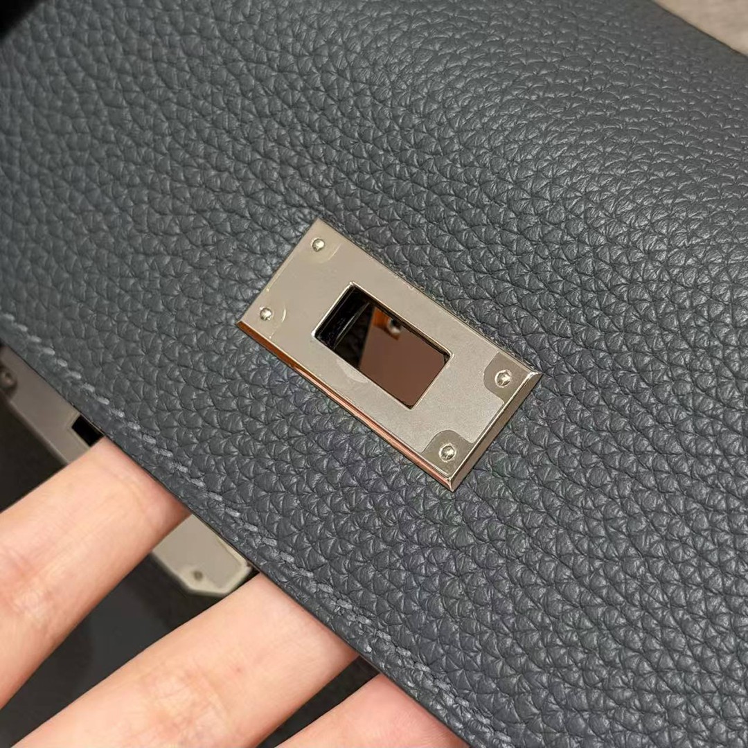 Hermes Kelly 28 Bag Handmade In Togo Calfskin Leather Silver Hardware H0 Girs Misty - Image 10