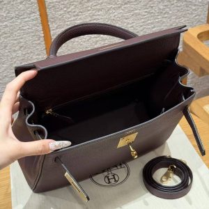 Hermes Kelly 28 Bag Handmade In Togo Calfskin Leather Gold Hardware OG Rouge Sellier - Image 17