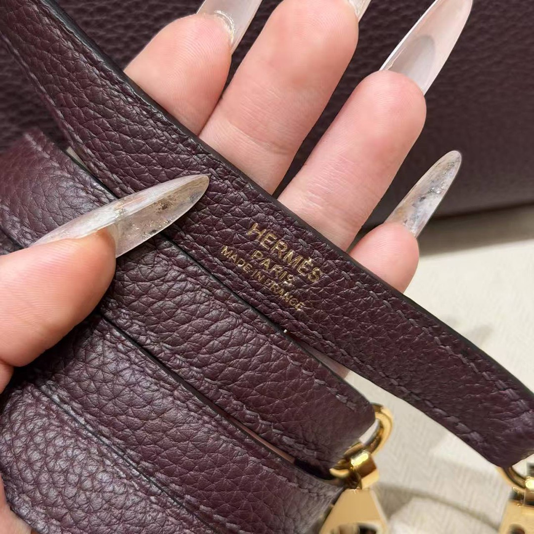 Hermes Kelly 28 Bag Handmade In Togo Calfskin Leather Gold Hardware OG Rouge Sellier - Image 3
