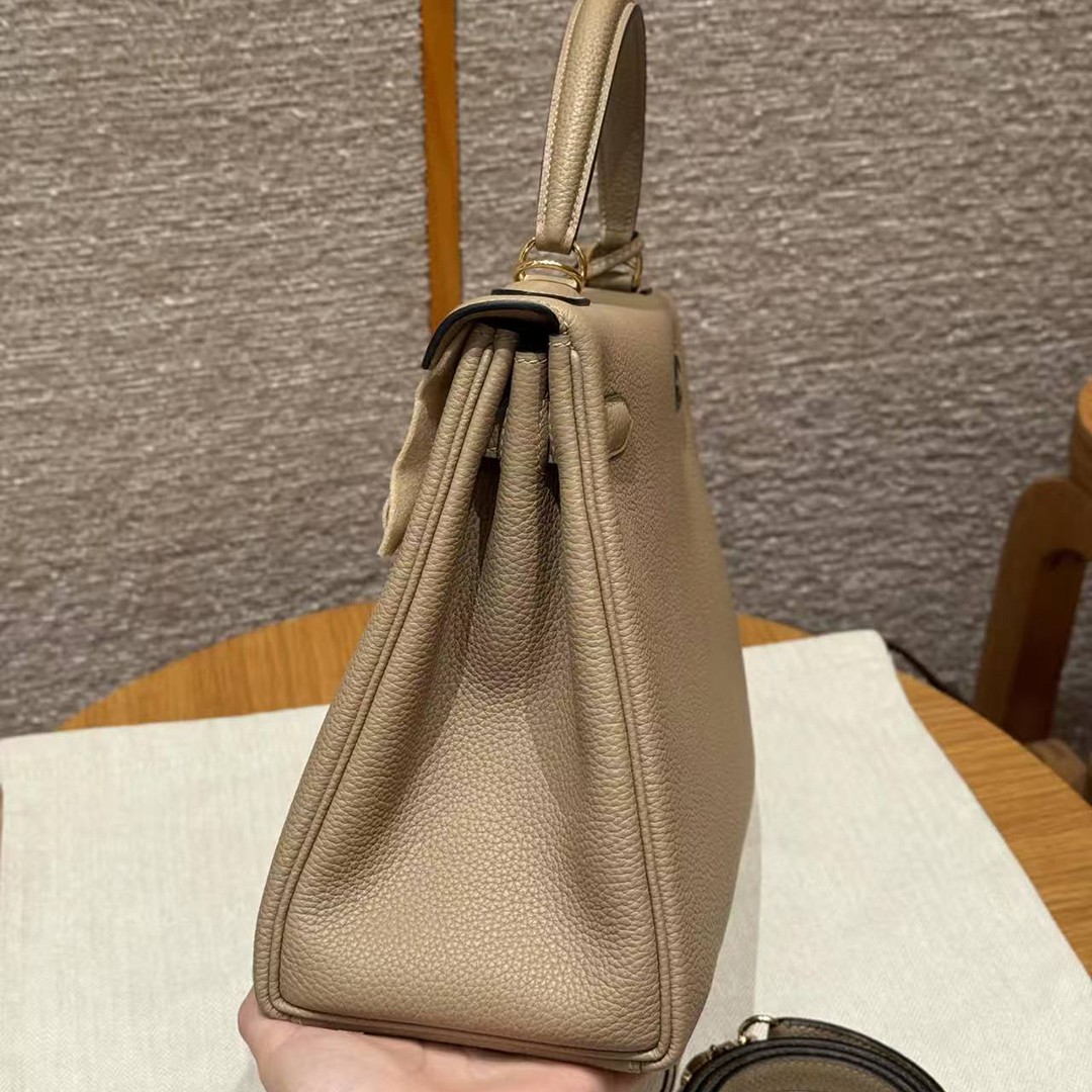 Hermes Kelly 28 Bag Handmade In Togo Calfskin Leather Gold Hardware S2 Trench - Image 24