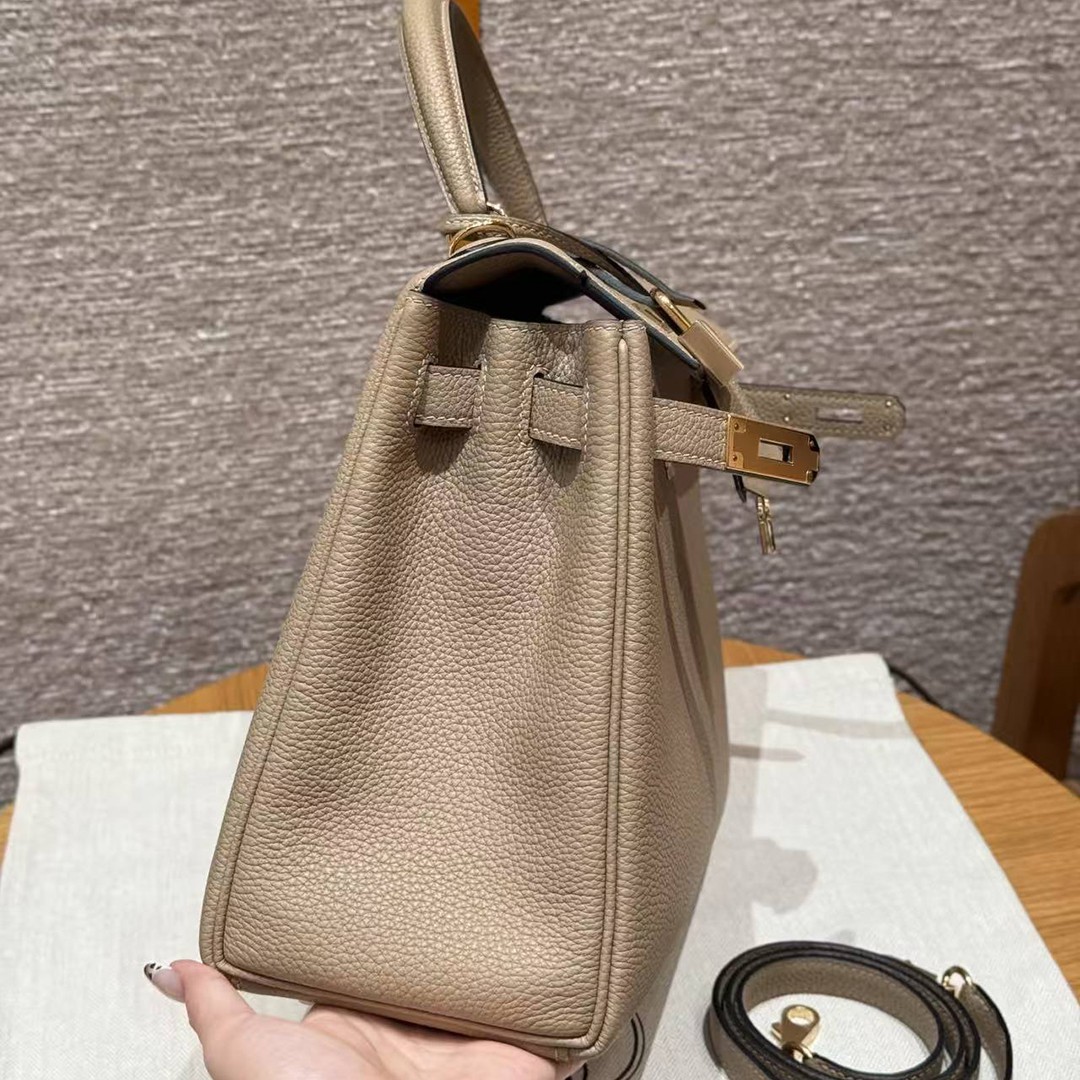 Hermes Kelly 28 Bag Handmade In Togo Calfskin Leather Gold Hardware S2 Trench - Image 16
