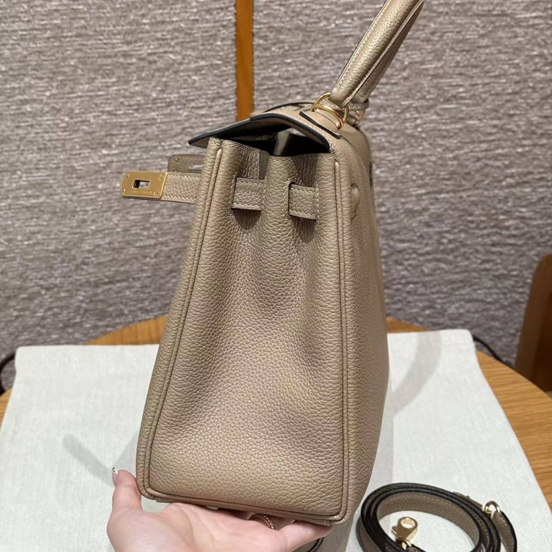 Hermes Kelly 28 Bag Handmade In Togo Calfskin Leather Gold Hardware S2 Trench - Image 15