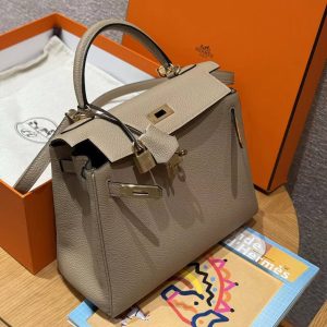 Hermes Kelly 28 Bag Handmade In Togo Calfskin Leather Gold Hardware S2 Trench - Image 9