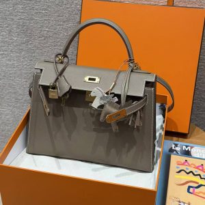 Hermes Kelly 32 Bag Handmade In Epsom Calfskin Leather Gold Hardware 18 Etoup - Image 11