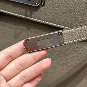 Hermes Kelly 32 Bag Handmade In Togo Calfskin Leather Silver Hardware 18 Etoupe - Image 14