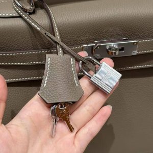 Hermes Kelly 32 Bag Handmade In Togo Calfskin Leather Silver Hardware 18 Etoupe - Image 8