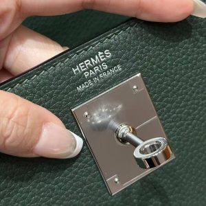 Hermes Kelly 32 Bag Handmade In Togo Calfskin Leather Silver Hardware 2Q Vert Anglais - Image 6