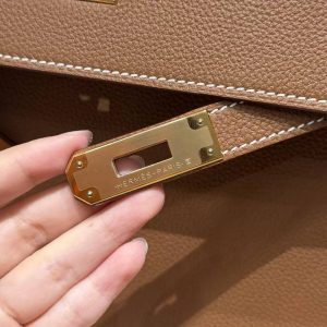 Hermes Kelly 32 Bag Handmade In Togo Calfskin Leather Gold Hardware 37 Gold - Image 14