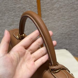 Hermes Kelly 32 Bag Handmade In Togo Calfskin Leather Gold Hardware 37 Gold - Image 8