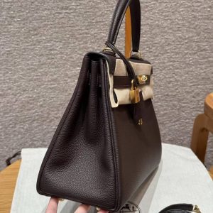 Hermes Kelly 32 Bag Handmade In Togo Calfskin Leather Gold Hardware 47 Chocolat - Image 26
