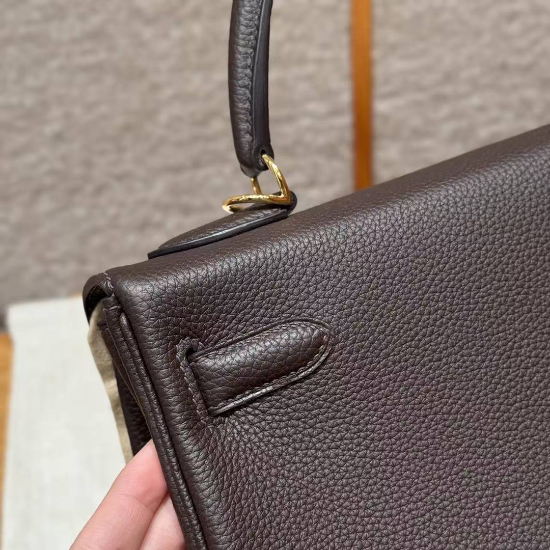 Hermes Kelly 32 Bag Handmade In Togo Calfskin Leather Gold Hardware 47 Chocolat - Image 17