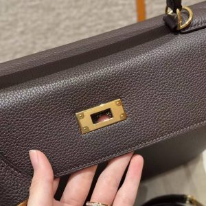 Hermes Kelly 32 Bag Handmade In Togo Calfskin Leather Gold Hardware 47 Chocolat - Image 14