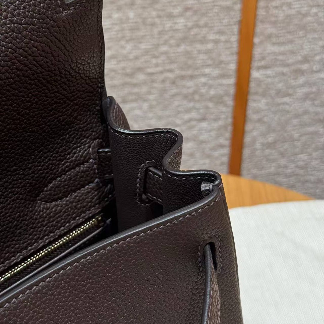 Hermes Kelly 32 Bag Handmade In Togo Calfskin Leather Gold Hardware 47 Chocolat - Image 12